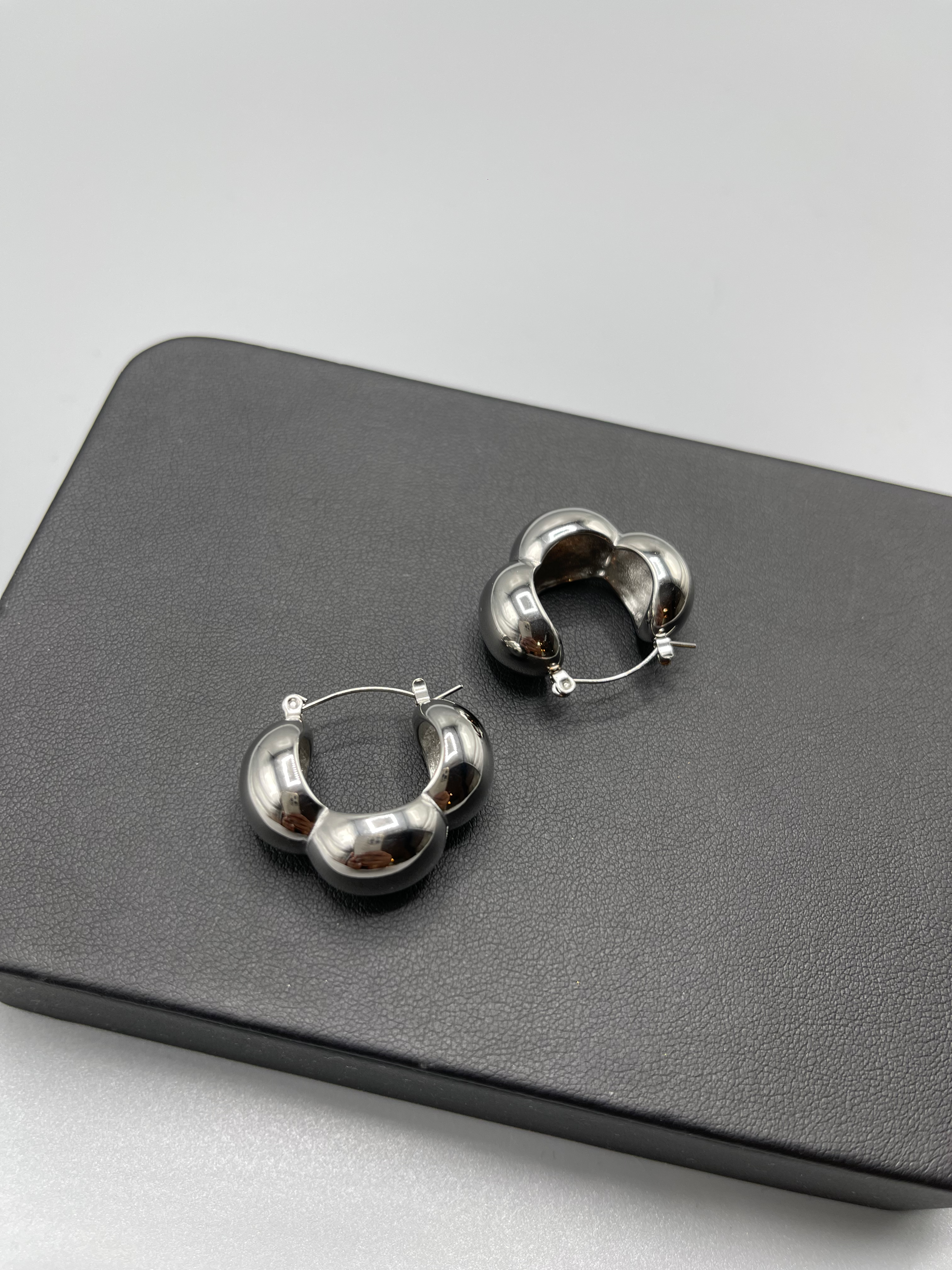 Bubble Earring image 2