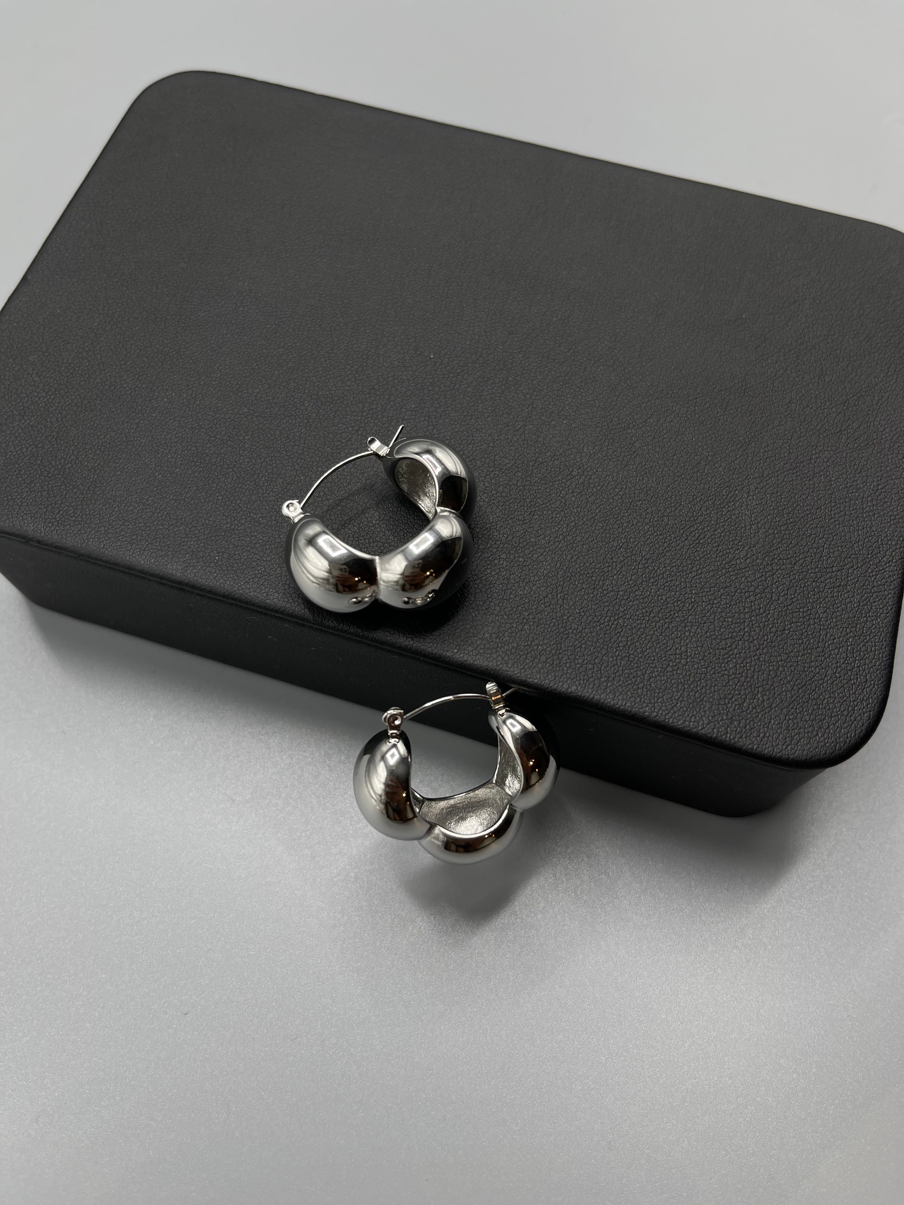 Bubble Earring image 1