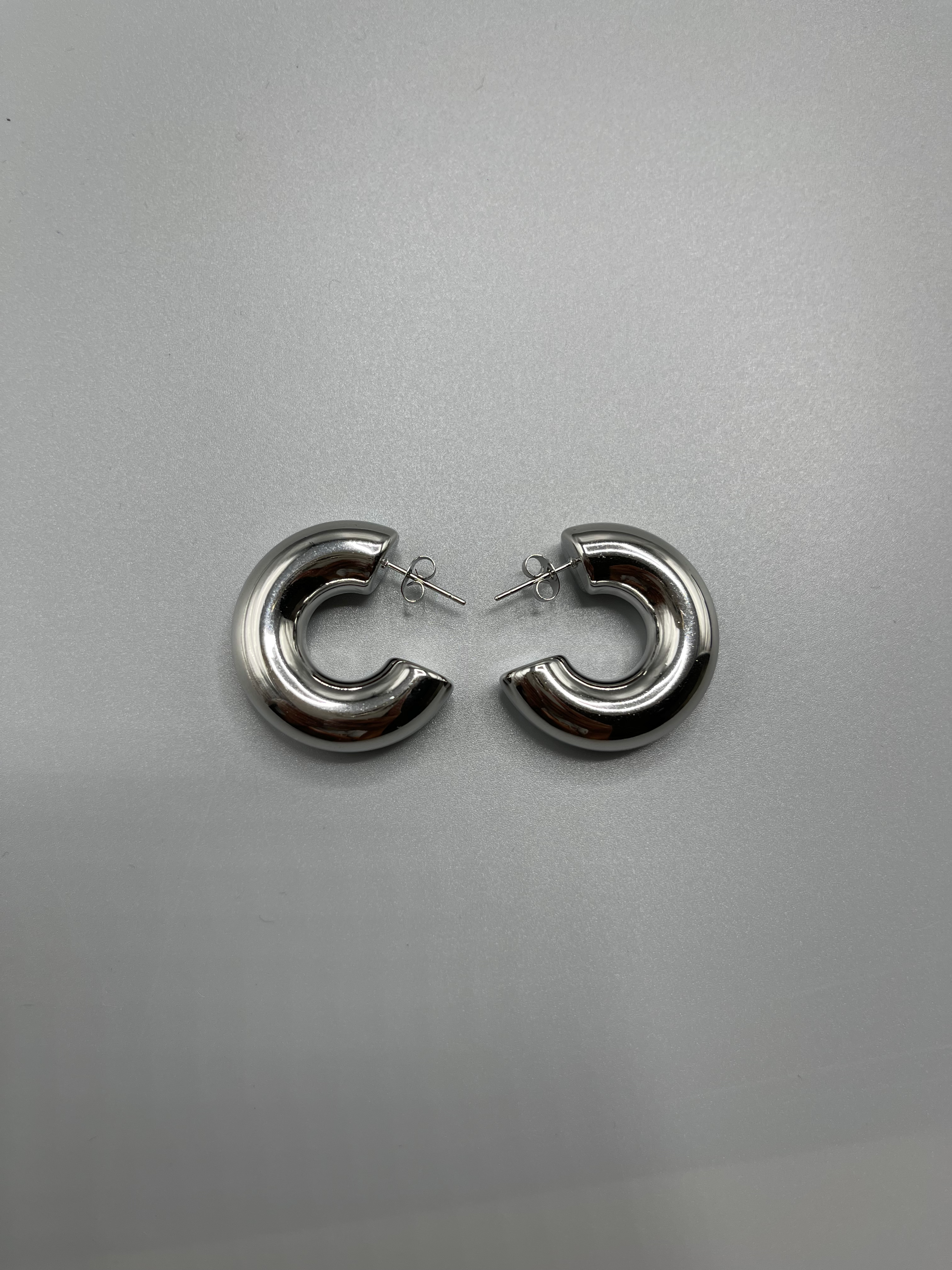 Cyl Earring Stud image 1