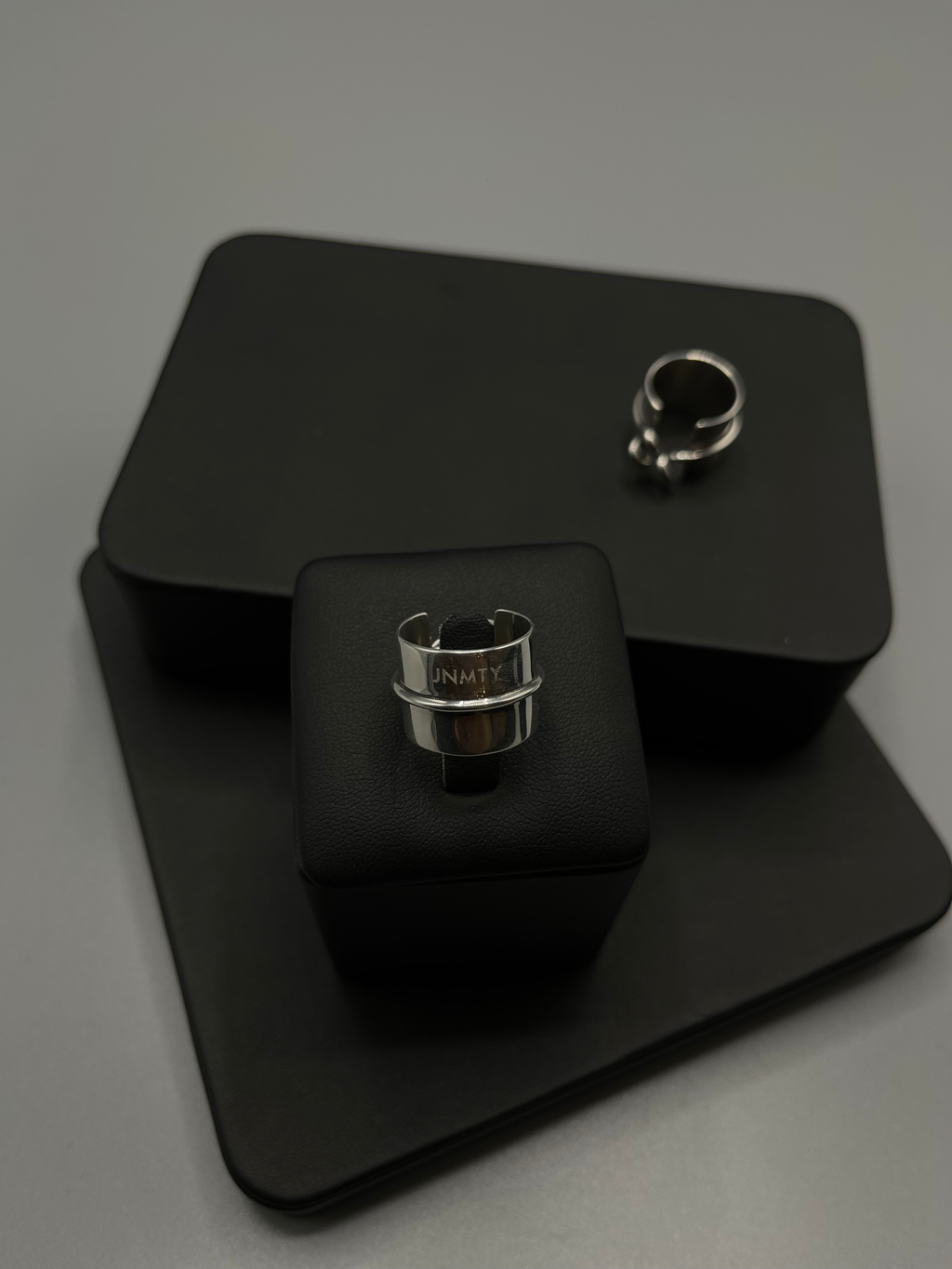 Vintage Band Ring image 1