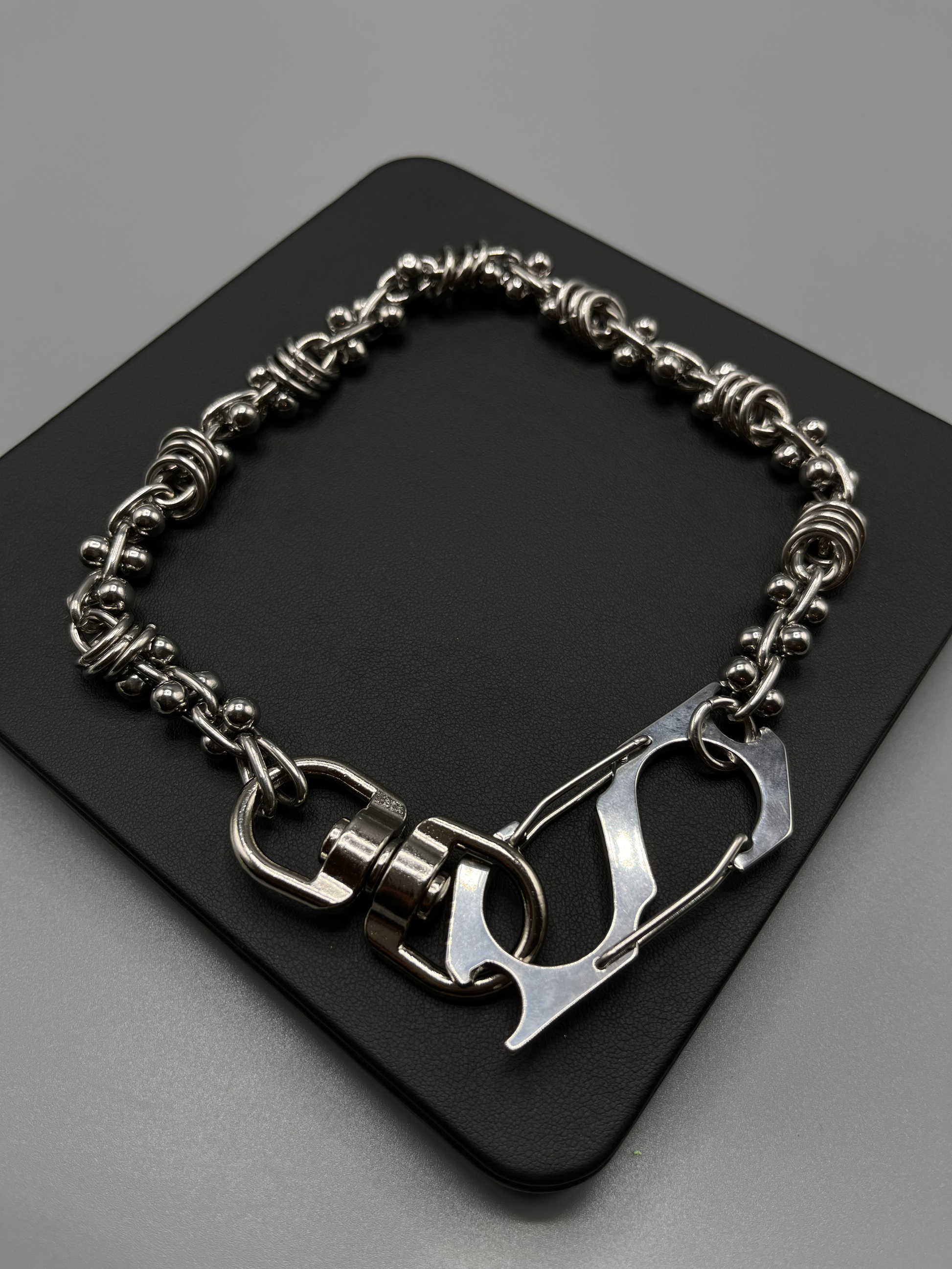 Axel Chain image 0