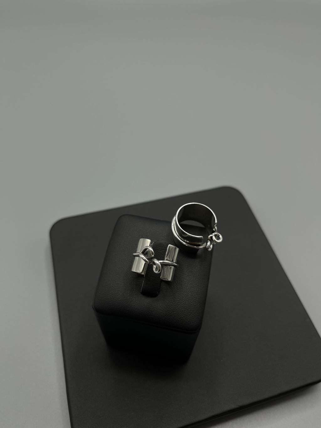 Vintage Band Ring image 2