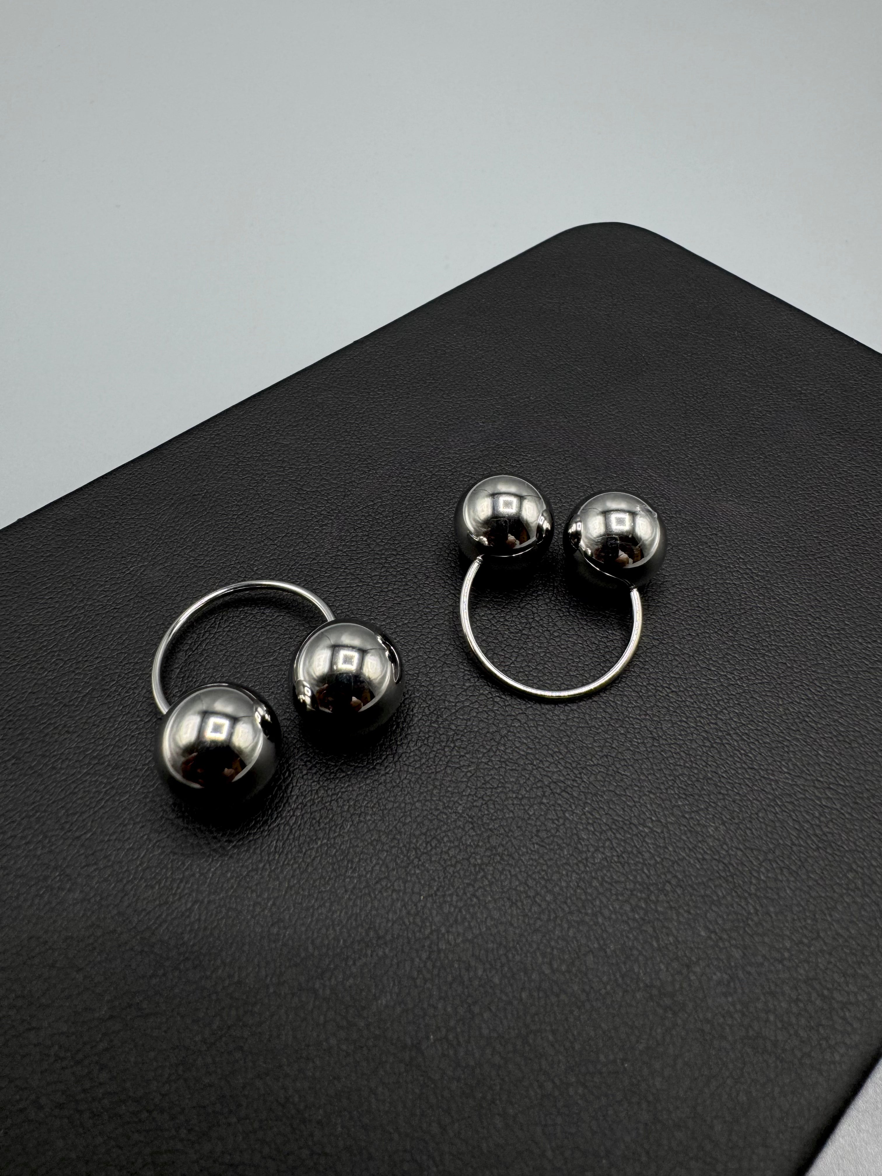 Cracker Ball Ring